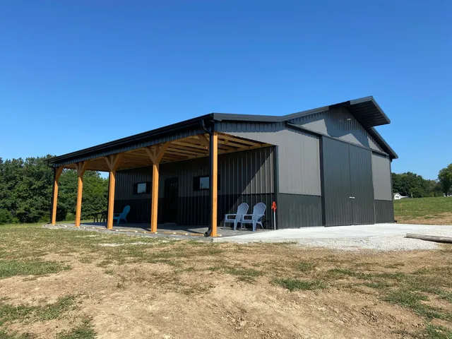 Featured Larraga pole barn